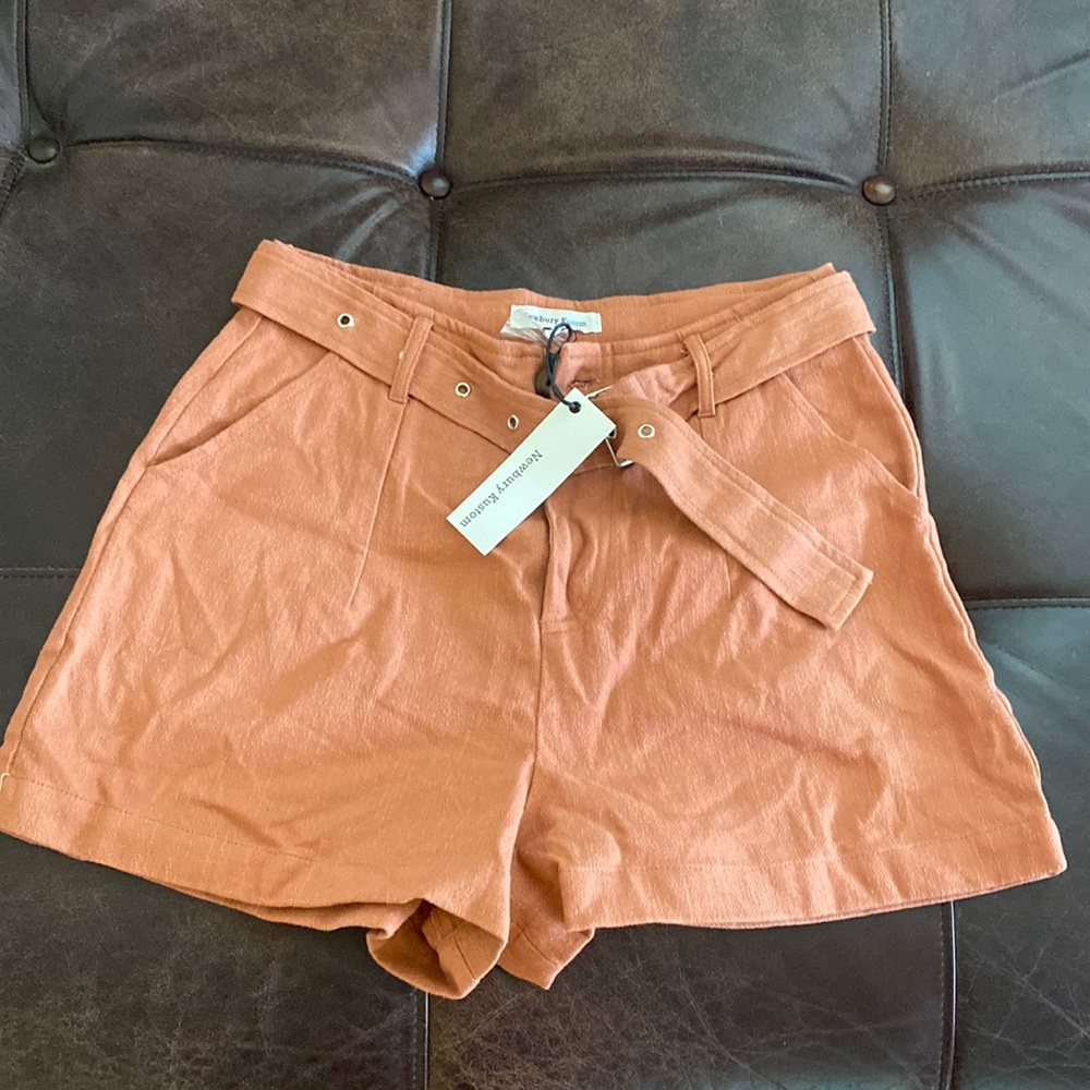 Brand new with tags, cute belted shorts size S